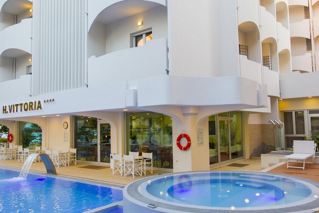 Hotel Vittoria Riccione Eksteriør bilde