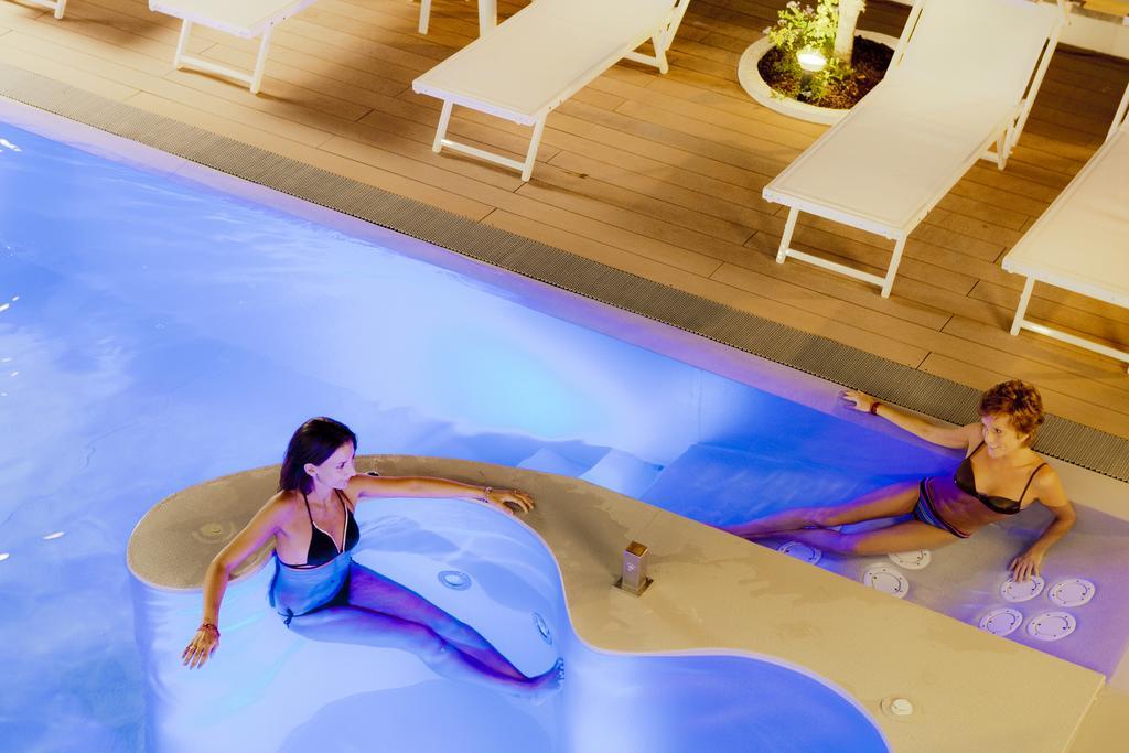 Hotel Vittoria Riccione Eksteriør bilde