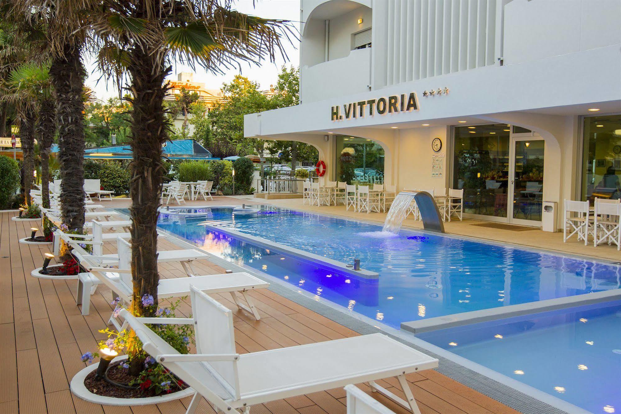 Hotel Vittoria Riccione Eksteriør bilde